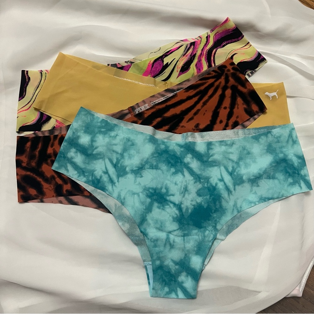 PINK Victoria's Secret No Show Cheekies - set of 4